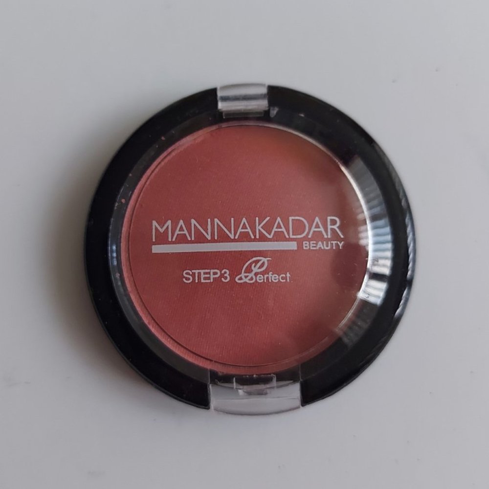 Manna Kadar Beauty Blush